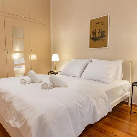 Stylish In The Heart Of Szaloniki