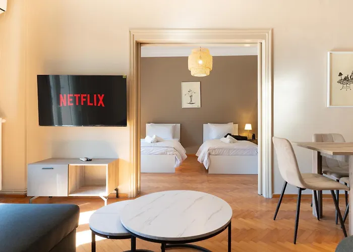 Stylish In The Heart Of Apartman *