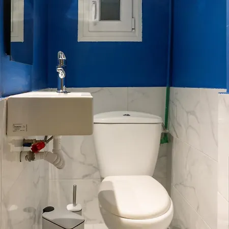 Апартаменты Stylish In The Heart Of *