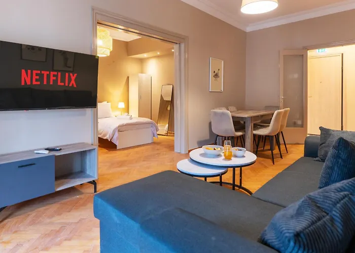 Апартаменты Stylish In The Heart Of Салоники